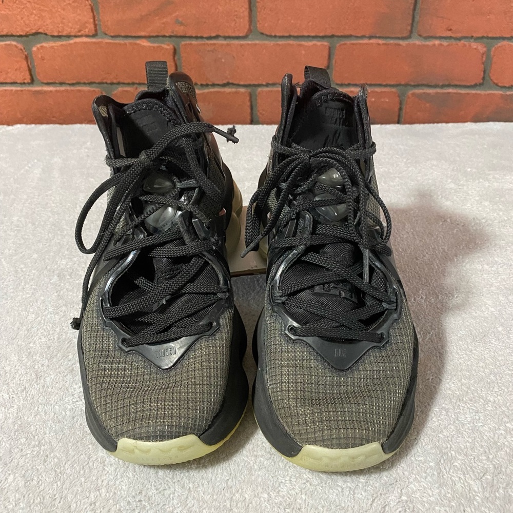 Nike Lebron James XIX GS Black Aqua Anthracite Big Boys‎ 5Y Sneakers DD0418 003